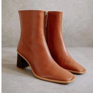 NWT Alohas West Vintage Tan Leather Ankle Boots